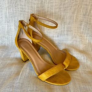 Top Moda Mustard Yellow Heels